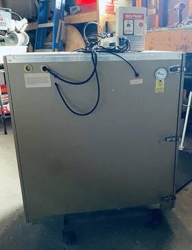 1255r Big Apple Reptile Incubator 110volt 50