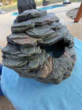 Thrive 196481111066 Extra Large Corner Reptile Habitat Decor Rainforest Cave Hide Realistic
