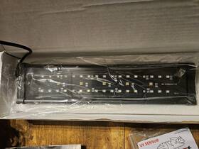 Xz-ctuvb20.0-b5 Ycxydr 11-inch Led Uva/uvb Light For Reptiles Fixture 15w Dimmable With Timer New
