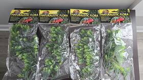 Bu-17 Zoo Med Naturalistic Flora Plastic Plant Small Borneo Star 4pk