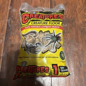Ct71 Zoomed Zoo Med Creatures Creature Floor 100% Natural Cypress Mulch 1 Dry Quart