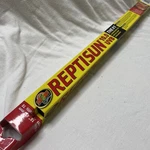 Zoo Med Reptisun 10.0 Uvb 18 Inch 457MM 15 Watt Reptile Habitat Lighting. Fixed Price $19.50.