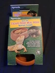 Komodo Smart Dish For Reptiles Escape Proof. Fixed Price $9.99.