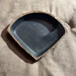Zoo Med Rock Reptile Water Dish Pool With Stepping And Ramp Heavy Stone. Fixed Price $12.00.