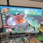 Zoo Med Day/night Tropical Lighting Kit X 5.5 Mpn LF-32. Fixed Price $39.99.