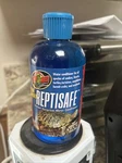 Zoo Med Reptisafe Instant Terrarium Water Conditioner - 8.75 Ounce. Fixed Price $12.00.