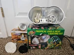 Zoo Med Uvb & Heat Dual Lighting Kit With 2 Ceramic Bulbs Reptile Basking. Fixed Price $39.99.