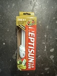 Zoo Med Reptisun 5.0 Uvb 26W Compact Fluorescent Bulb New. Fixed Price $24.99.